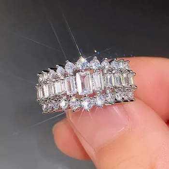 Huitan Crystal Cubic Zirconia Prstene pre Ženy Brilantné Zapojenie Návrh Krúžok Kvalitné Módne Šperky Fantázie Príslušenstvo